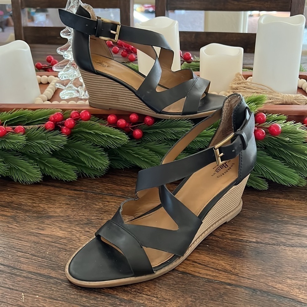 GH Bass & Co RENAE wedges black faux leather open toe sandal heels | size 9 - Picture 4 of 10